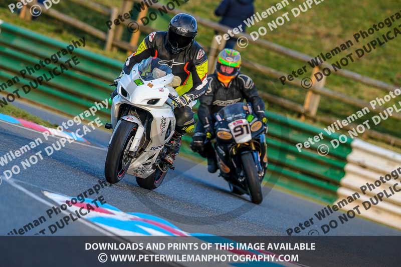 PJM Wedding Photography;enduro digital images;event digital images;eventdigitalimages;mallory park;mallory park photographs;mallory park trackday;mallory park trackday photographs;no limits trackdays;peter wileman photography;racing digital images;trackday digital images;trackday photos